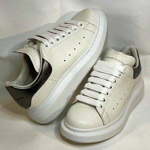 Alexander McQueen White / Black Pearl Sneaker